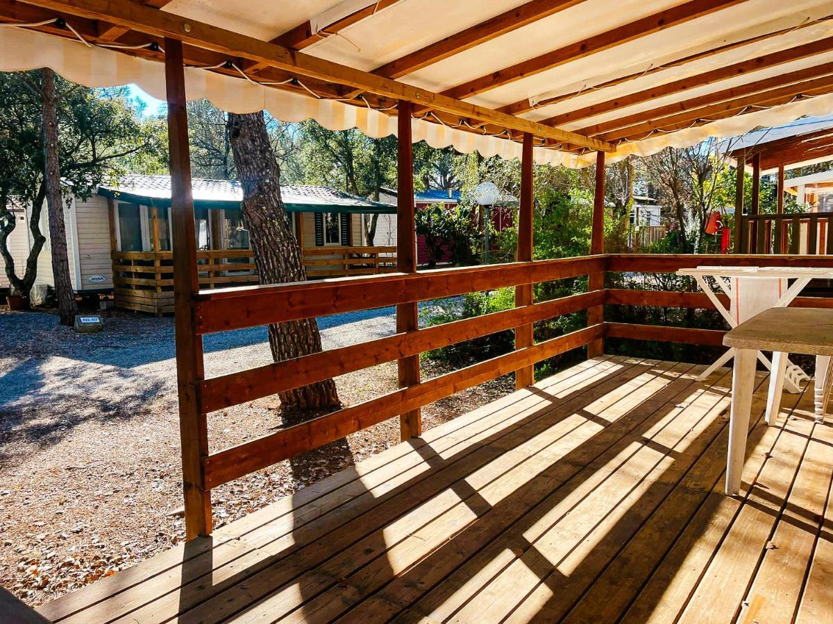 3 Bedroom Chalets Camping Lei Suves - Joycasa Рокбрюн-сюр-Аржан Екстериор снимка