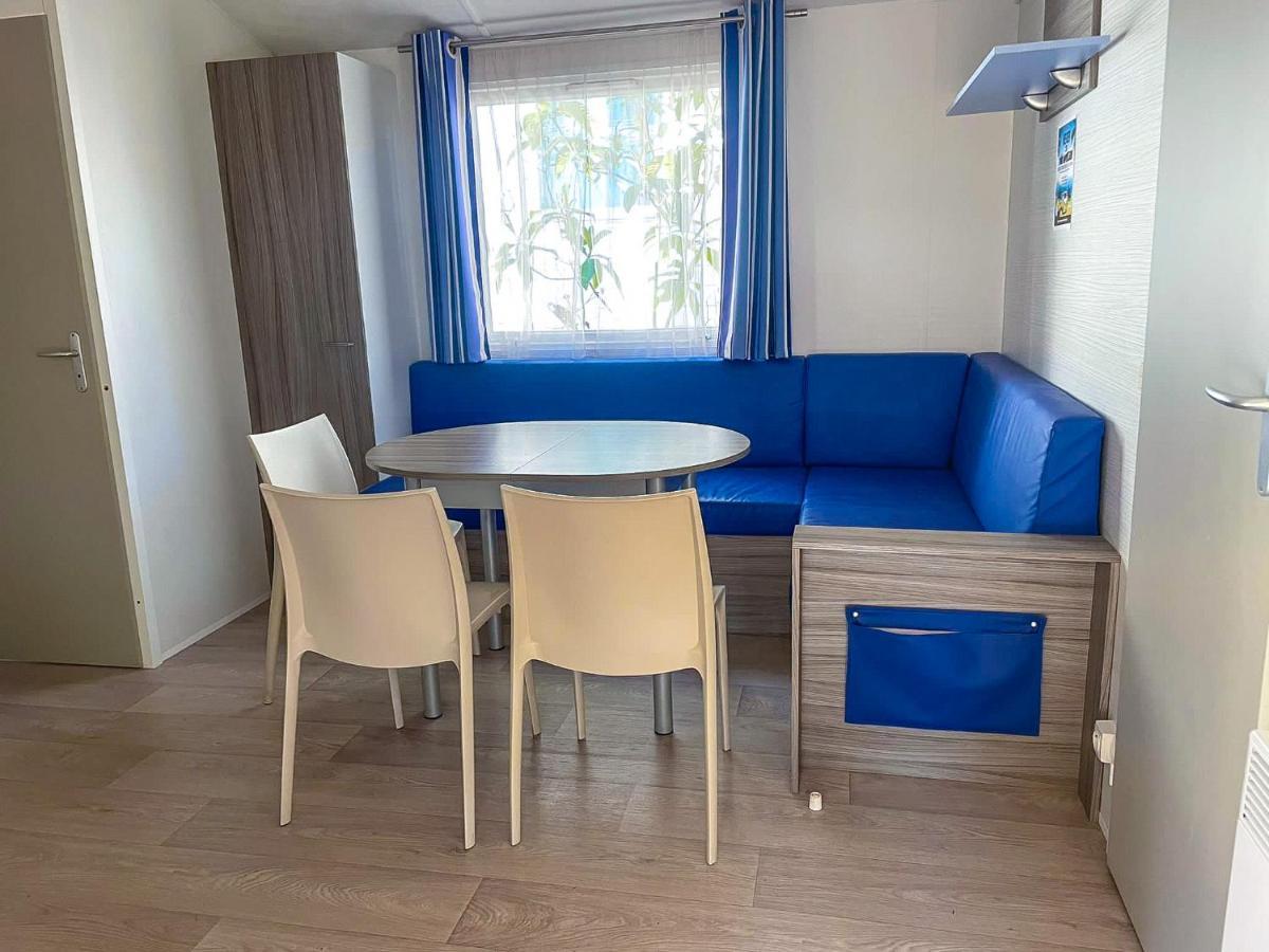 3 Bedroom Chalets Camping Lei Suves - Joycasa Рокбрюн-сюр-Аржан Екстериор снимка