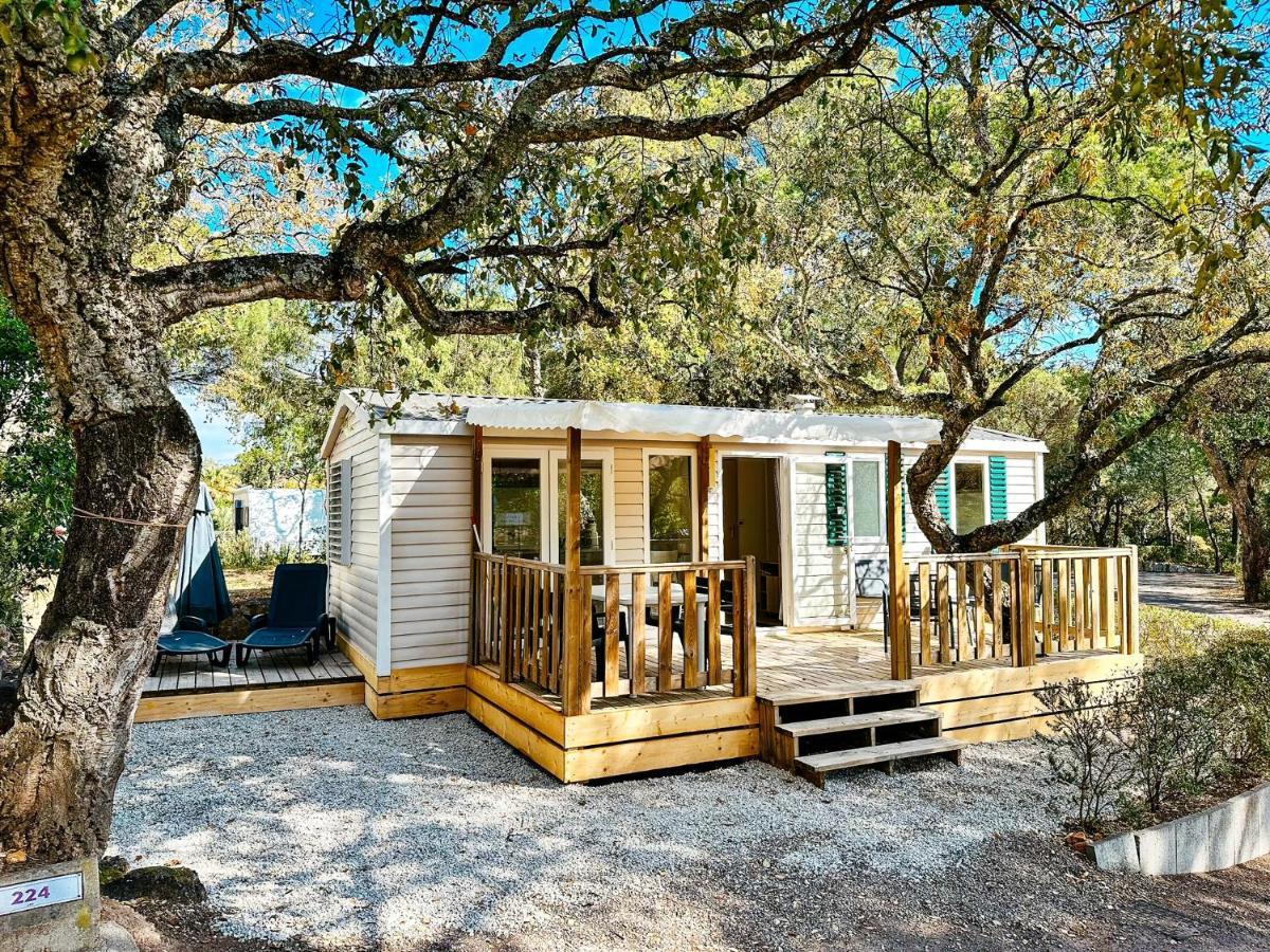 3 Bedroom Chalets Camping Lei Suves - Joycasa Рокбрюн-сюр-Аржан Екстериор снимка