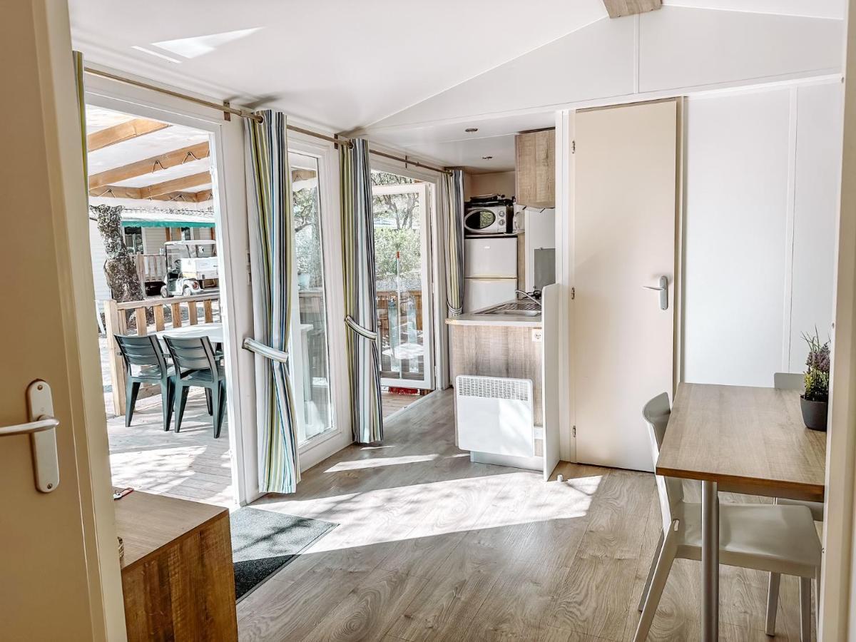 3 Bedroom Chalets Camping Lei Suves - Joycasa Рокбрюн-сюр-Аржан Екстериор снимка